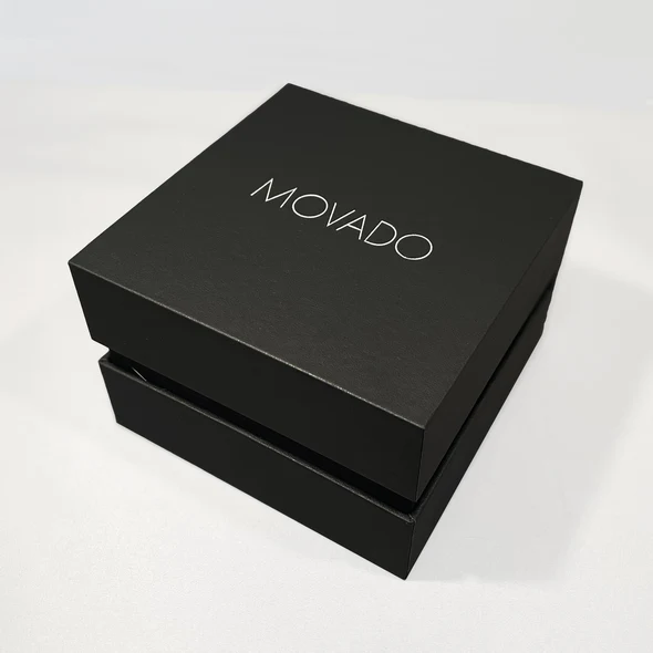 Estuche de regalo Movado, packaging de entrega